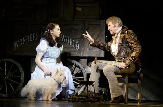 dogs in theater wizard of oz